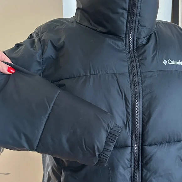 Like New - Columbia Midnight Black Puffer Jacket - Size L - Picture 6 of 13